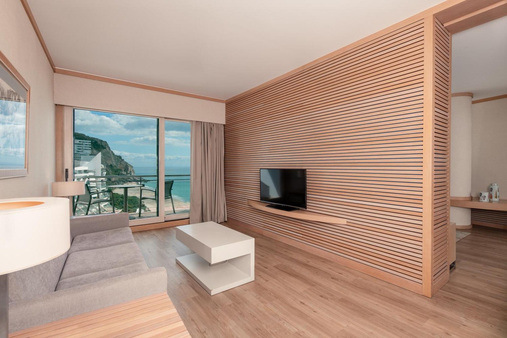Sesimbra Hotel&Spa Exterior foto A room at the hotel