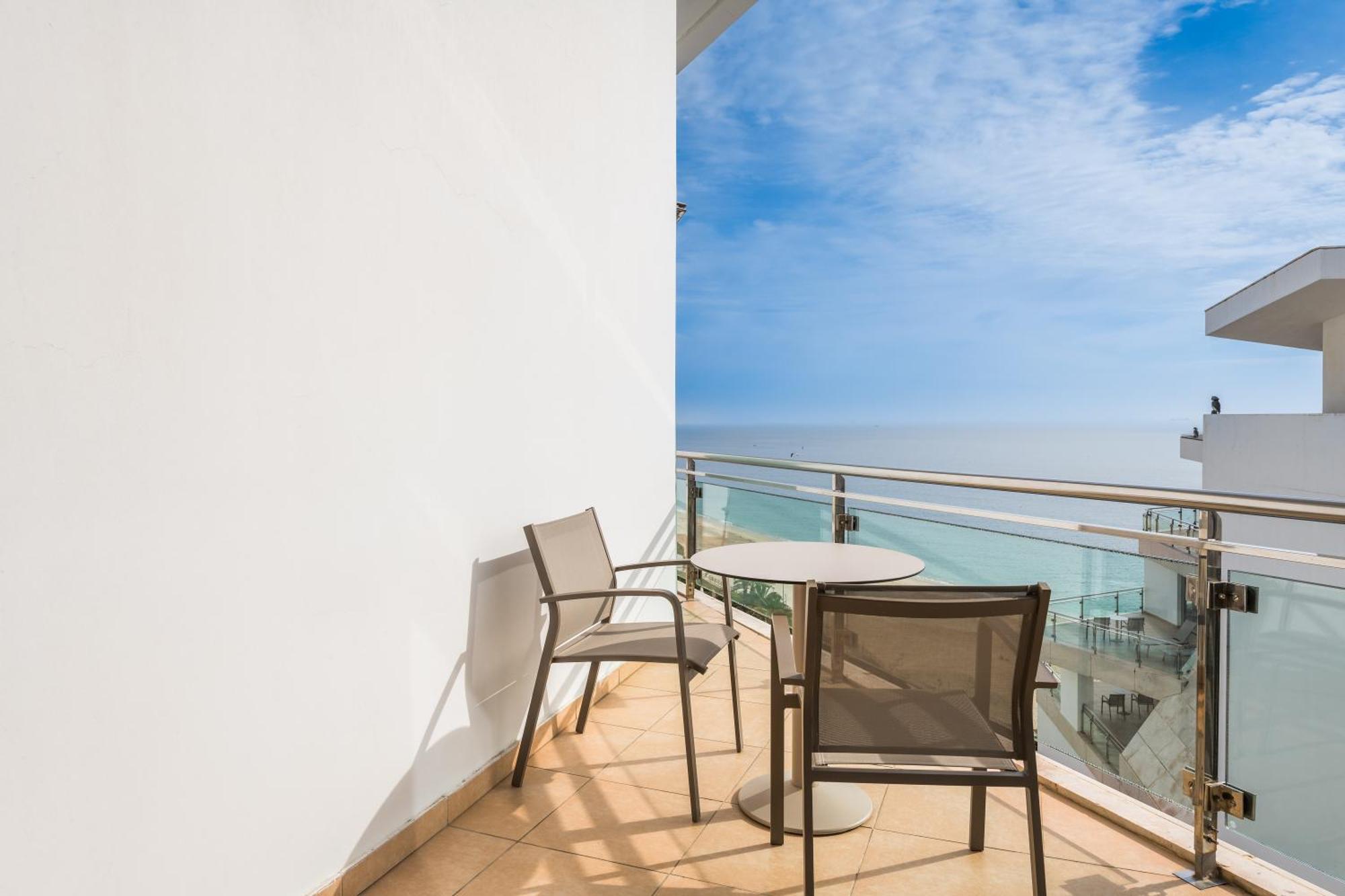 Sesimbra Hotel&Spa Exterior foto A balcony